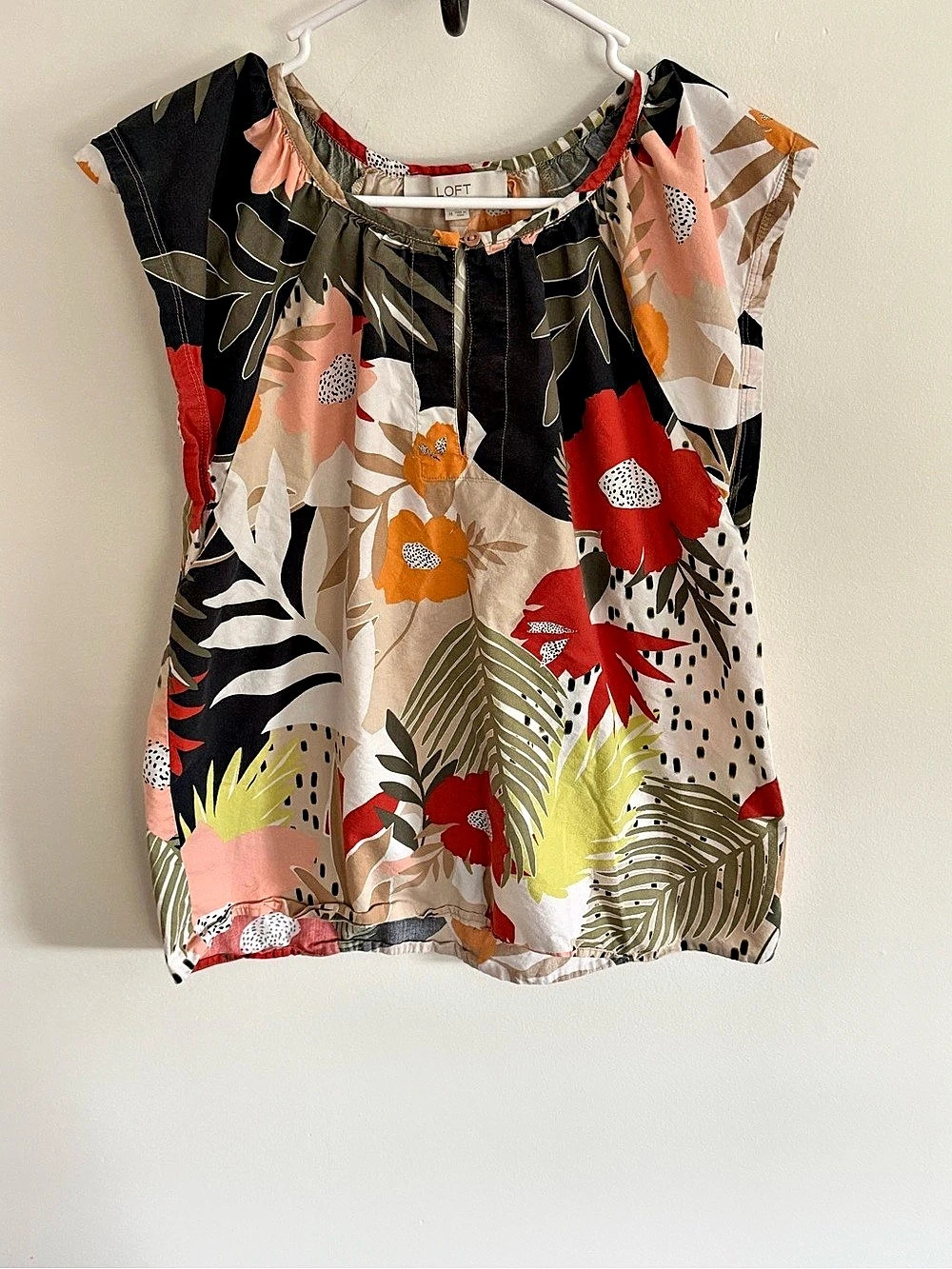 LOFT Floral Short Sleeve Blouse Multicolor Size Medium Like New